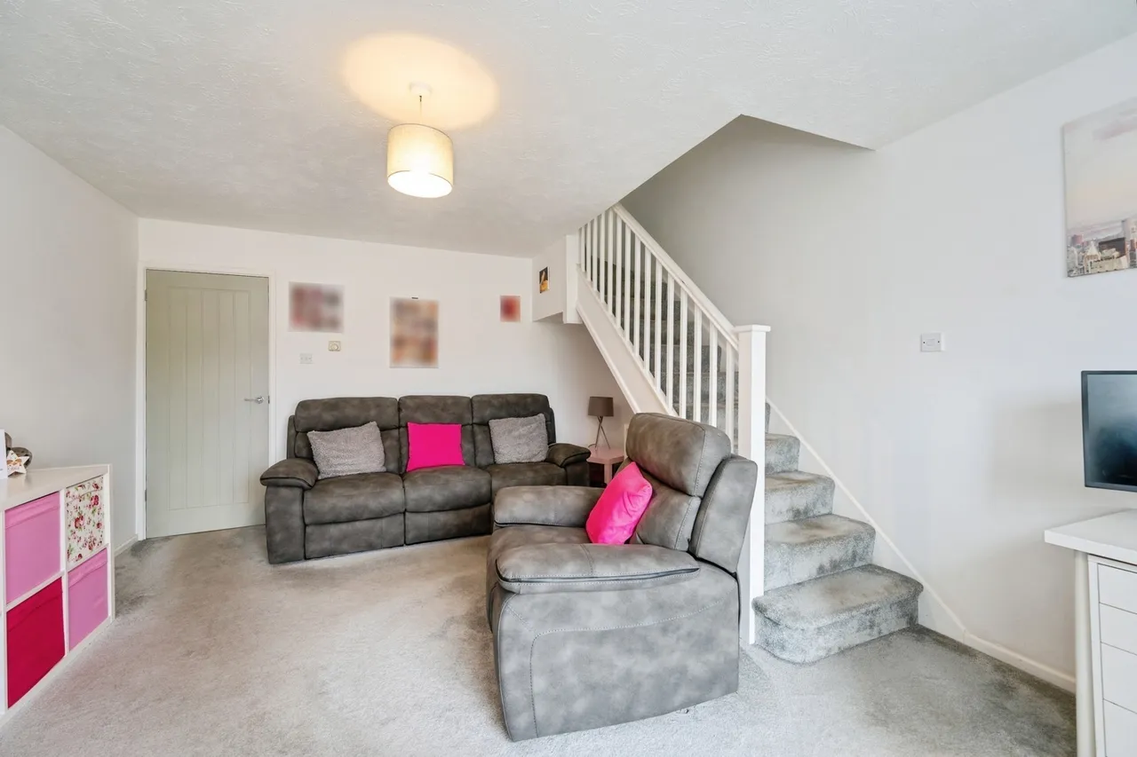 Kingfisher Close, Hayling Island, PO11, photo 8