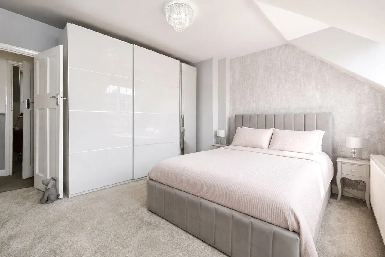 Crescent Avenue, Hornchurch, RM12, photo 7