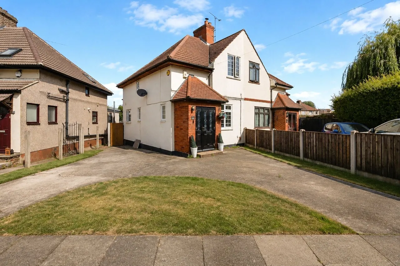 Crescent Avenue, Hornchurch, RM12, photo 5