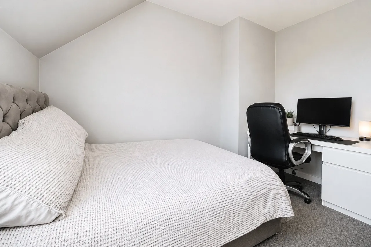Crescent Avenue, Hornchurch, RM12, photo 9