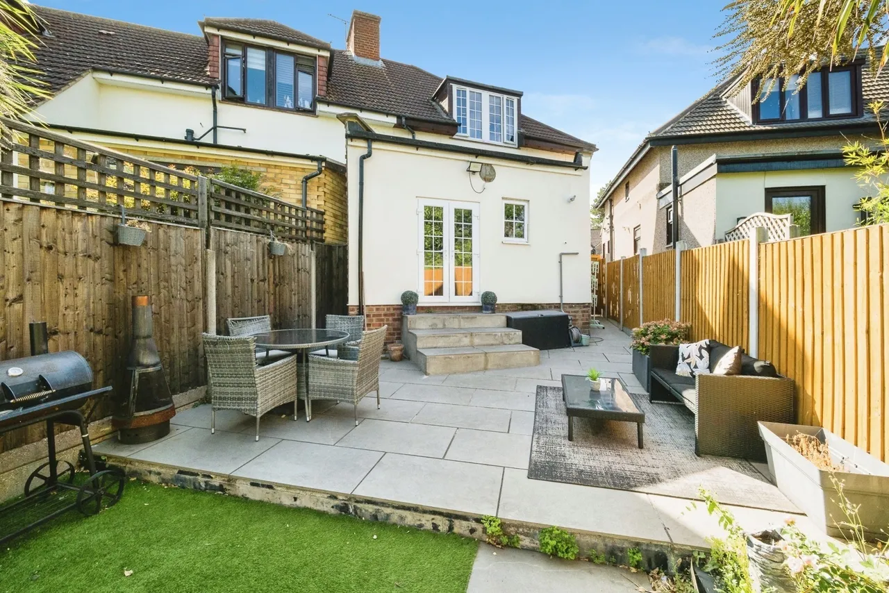 Crescent Avenue, Hornchurch, RM12, photo 19