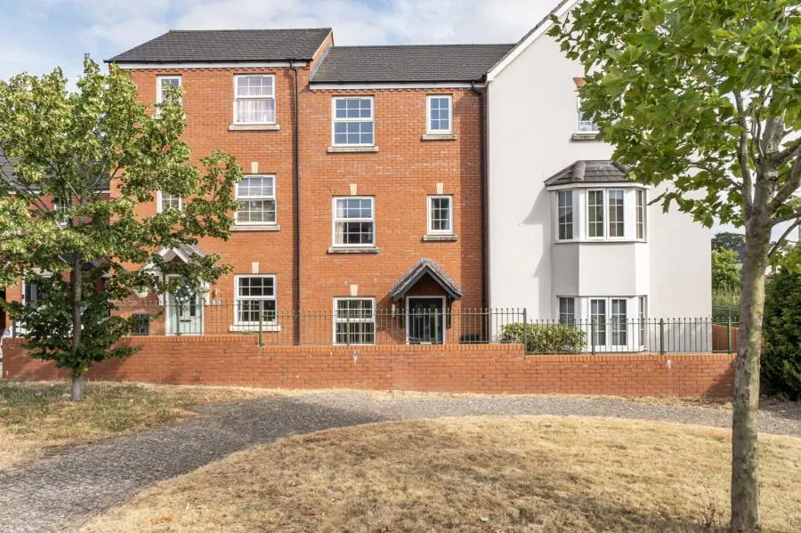 4 bed house for sale, Green Wilding Road, Holmer, HR1
