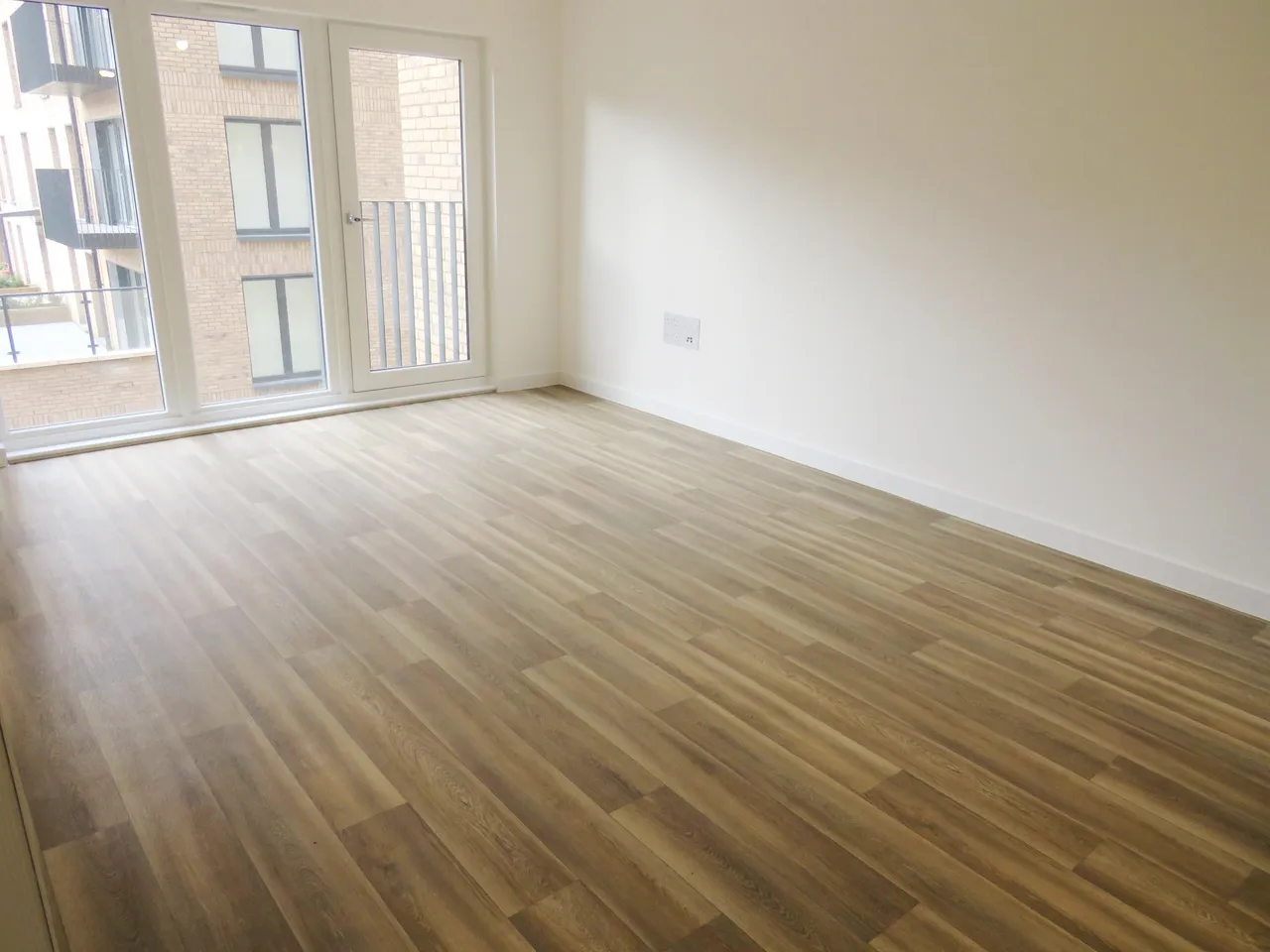 Lexington Gardens, B15, photo 2