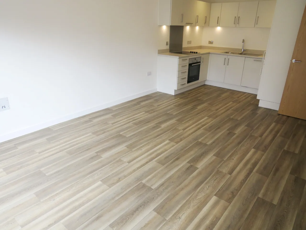 Lexington Gardens, B15, photo 4