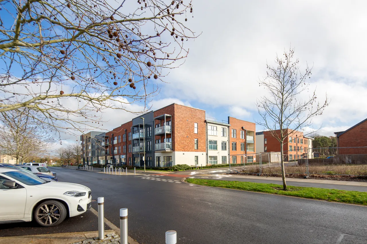 Graven Hill Road, Ambrosden, photo 17