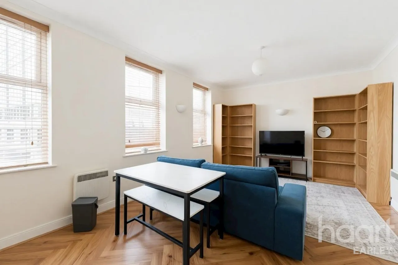 Kings Road, RG1, photo 2
