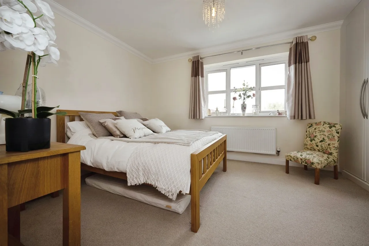 Stadium Approach, Aylesbury, HP21, photo 16
