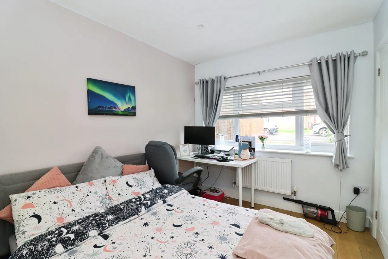 West Park Drive, Swallownest, photo 8