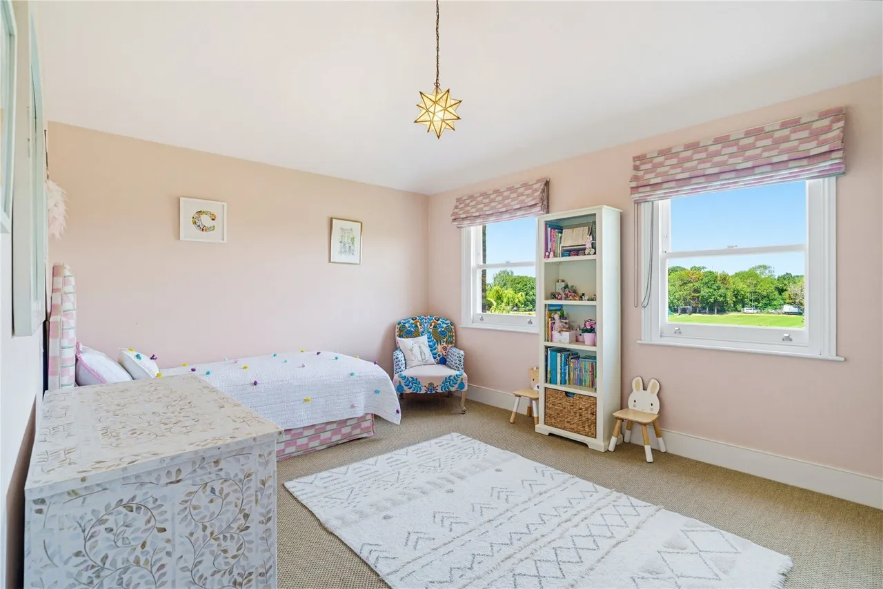Brodrick Road, London, SW17, photo 12