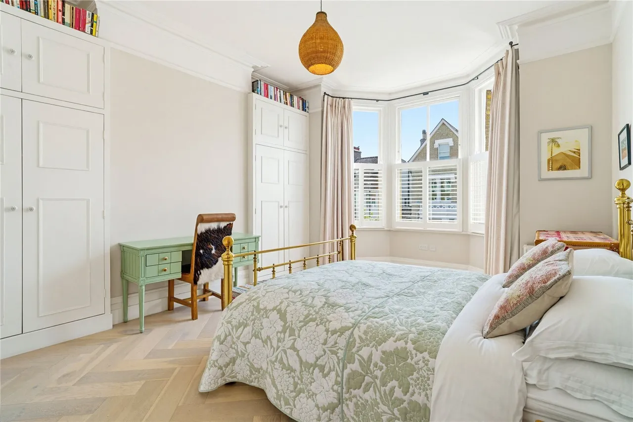 Brodrick Road, London, SW17, photo 10