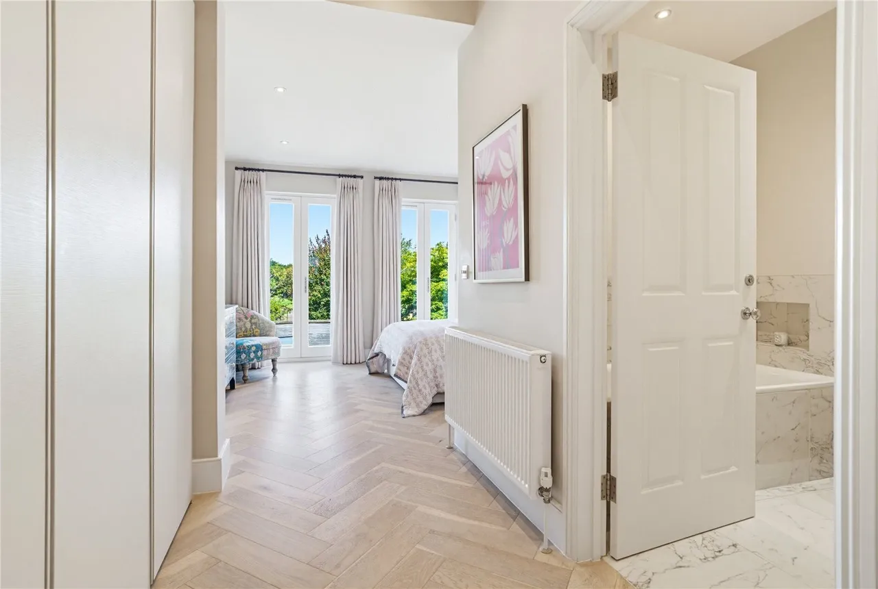 Brodrick Road, London, SW17, photo 14