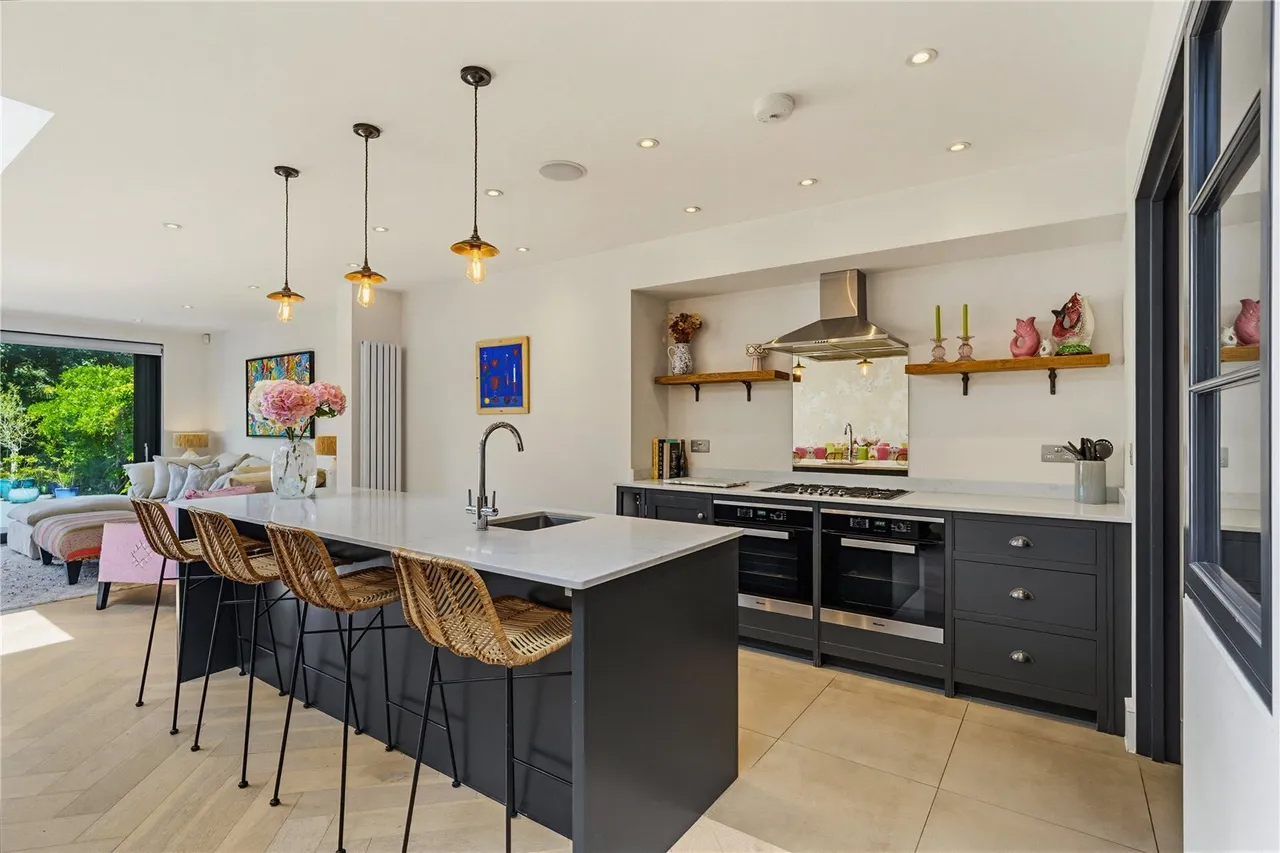 Brodrick Road, London, SW17, photo 4