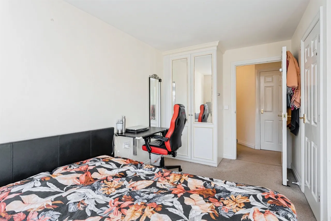 Harlands Road, Haywards Heath, photo 7