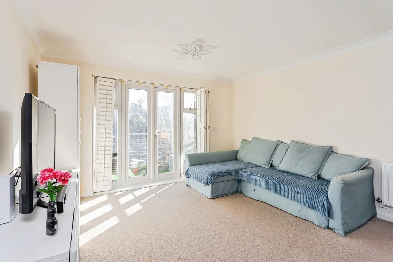 Harlands Road, Haywards Heath, photo 3