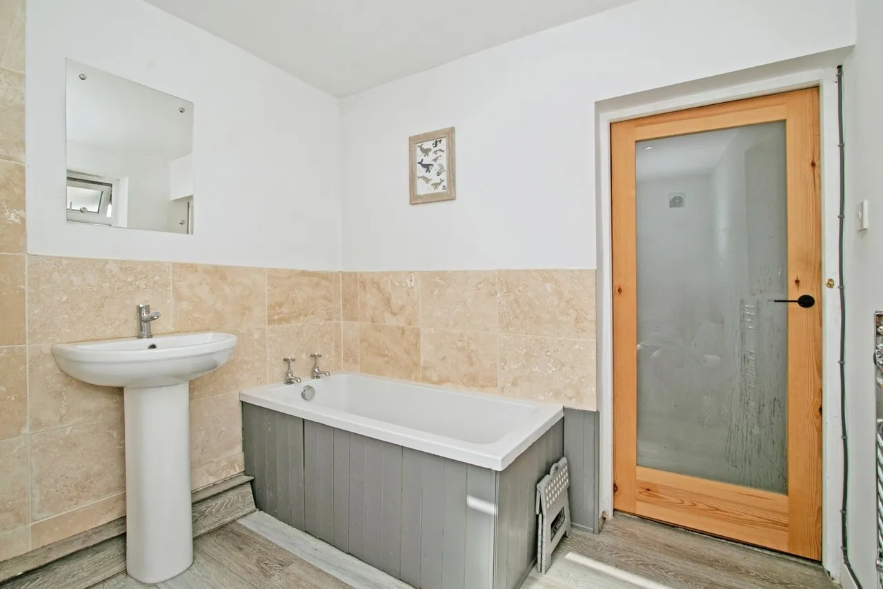 Victoria Street, Camborne, TR14, photo 8