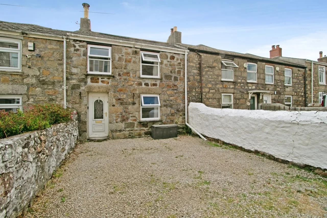 2 bed house for sale, Victoria Street, Camborne, TR14
