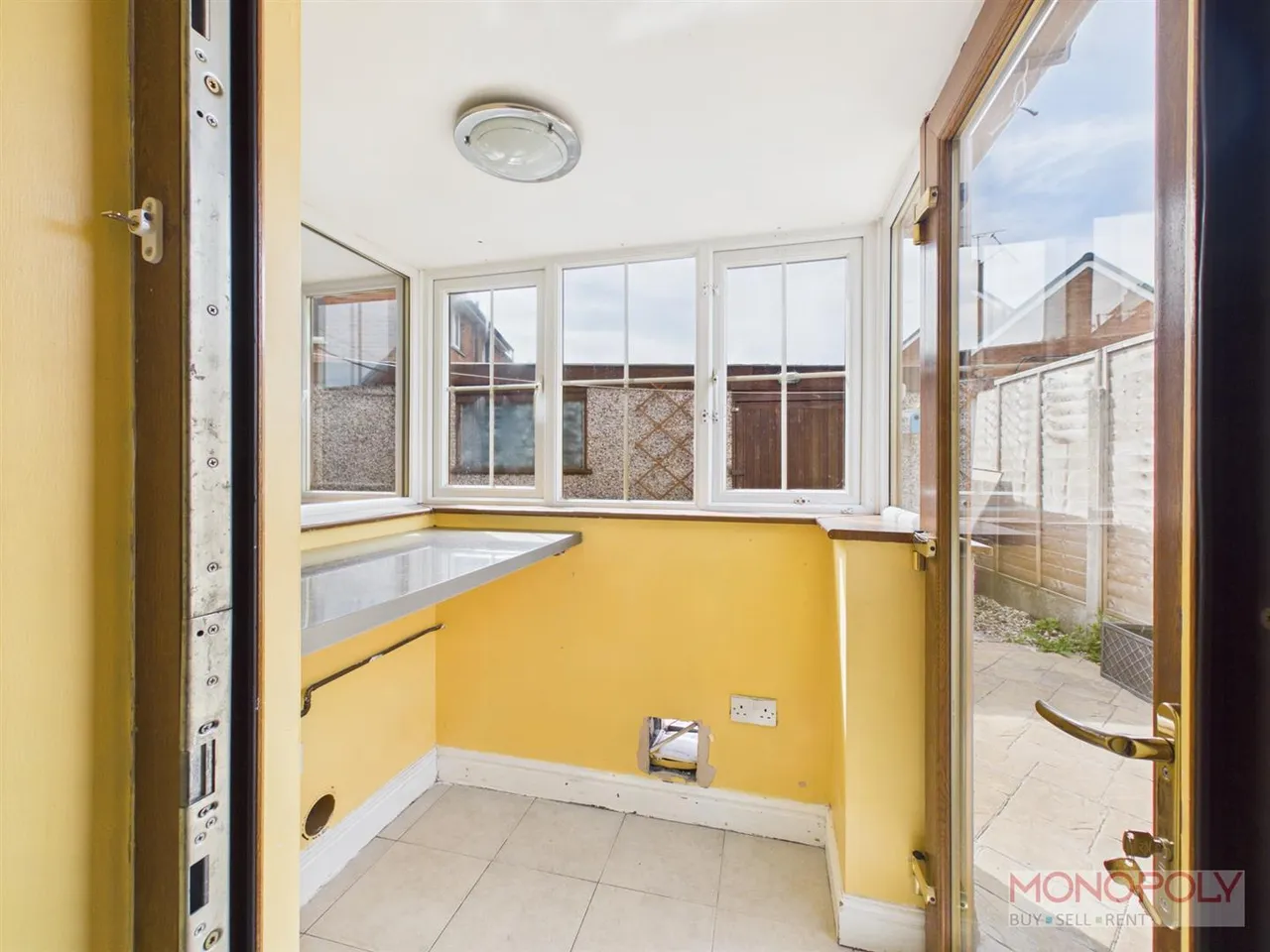 Johnson Street, Ponciau, LL14, photo 5