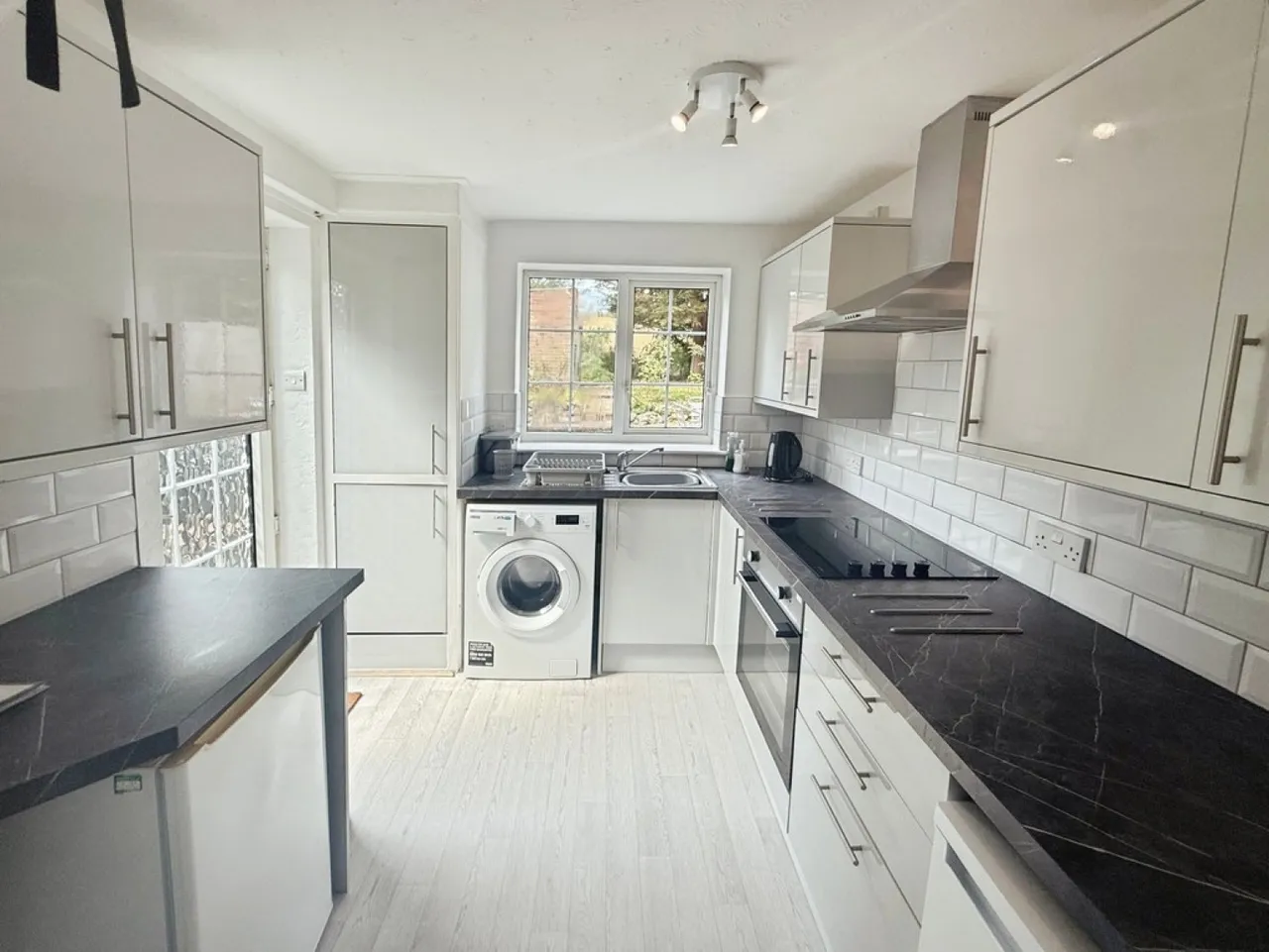 Long Meadow Way, Canterbury, photo 4