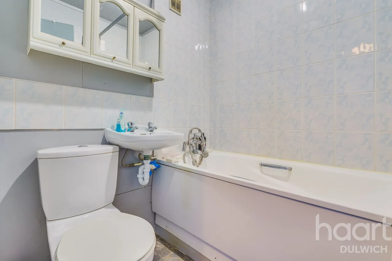 Overhill Road, London, SE22, photo 13
