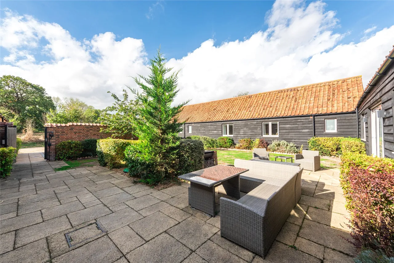 Dillocks Lane, Wootton, MK43, photo 22