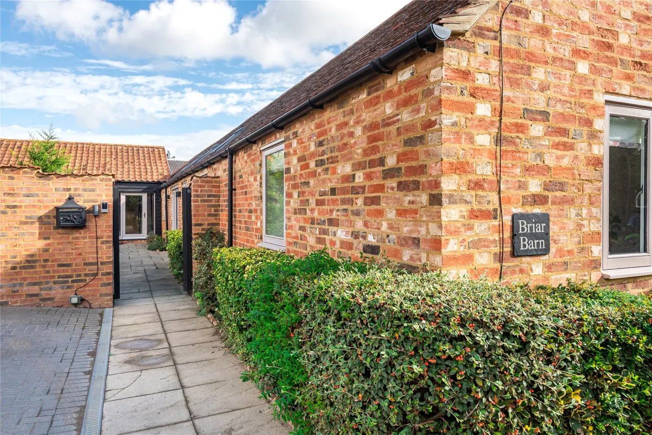 Dillocks Lane, Wootton, MK43, photo 13