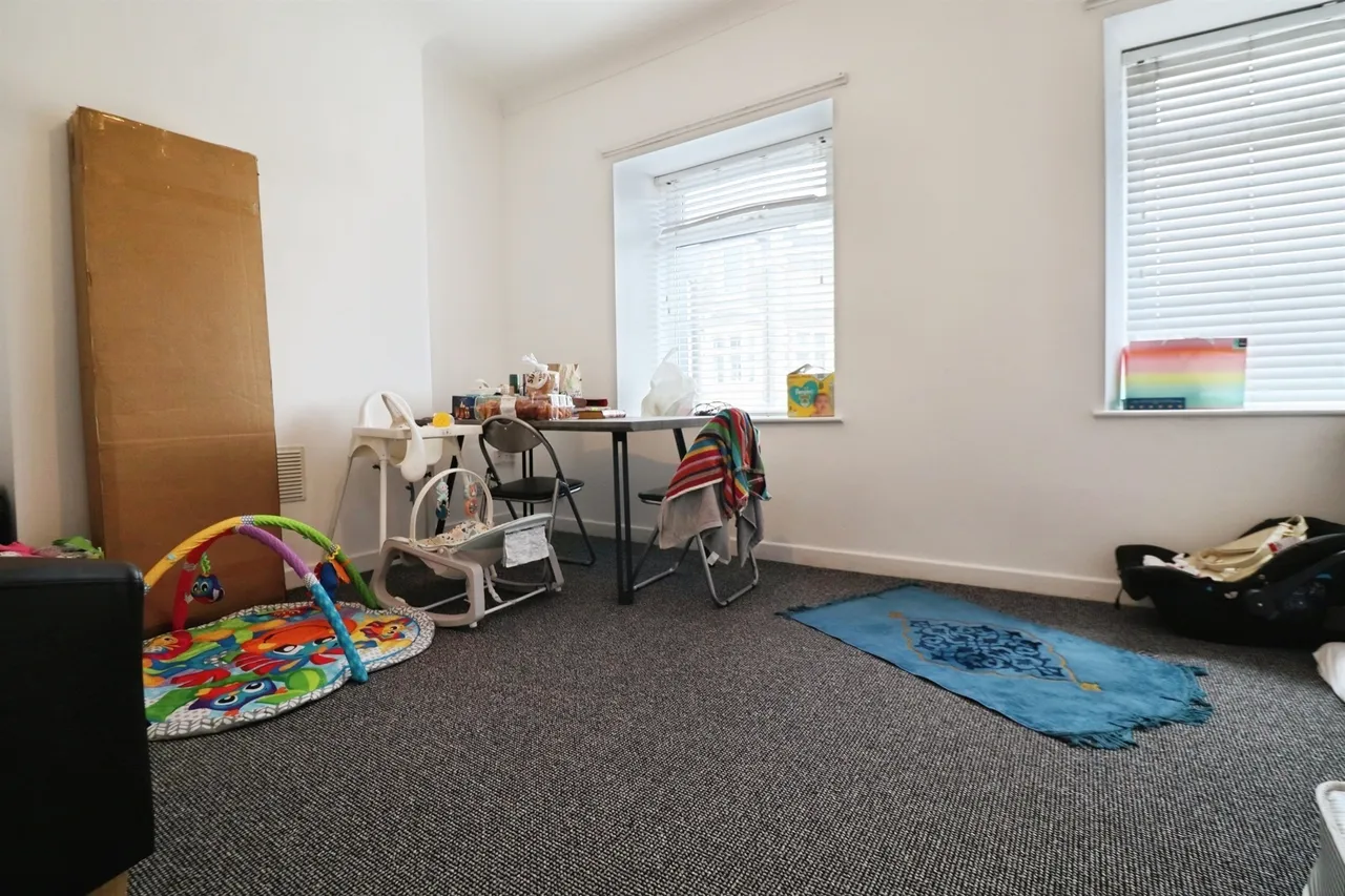 Cowbridge Road West Cardiff, CF5, photo 9