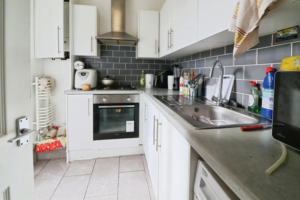 Cowbridge Road West Cardiff, CF5, photo 3