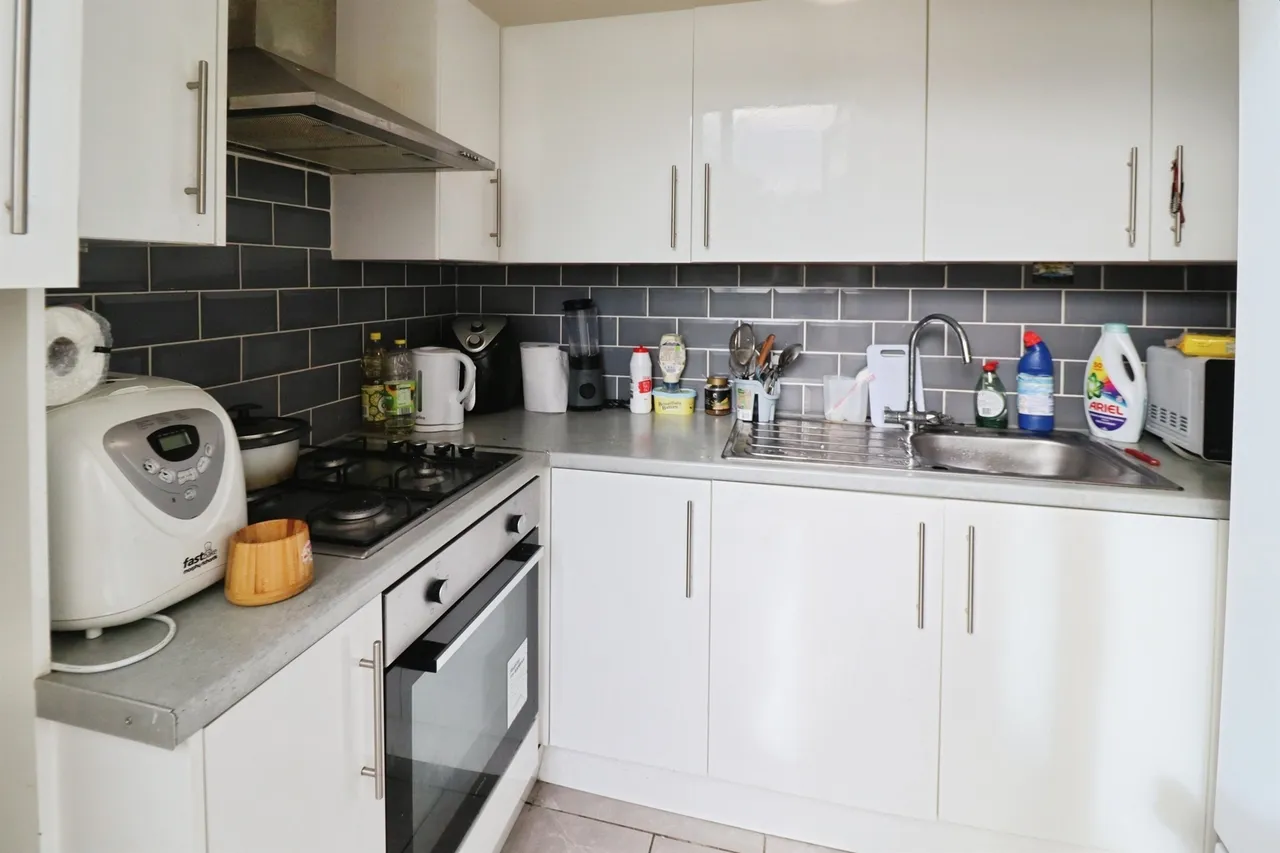 Cowbridge Road West Cardiff, CF5, photo 4