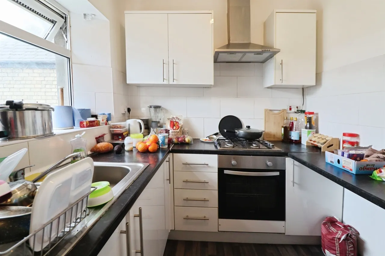 Cowbridge Road West Cardiff, CF5, photo 8
