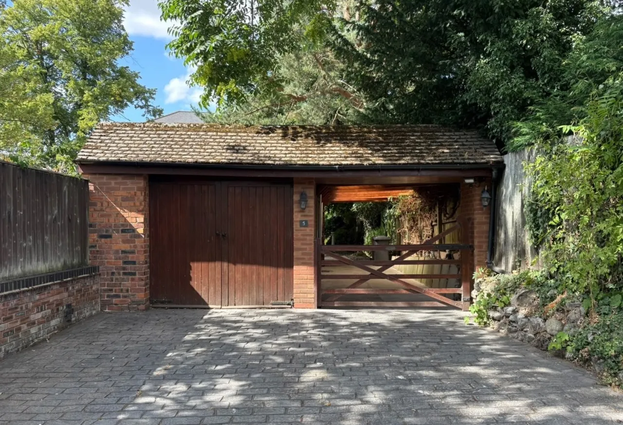 West Midlands, Wolverhampton WV3 7DP, photo 15