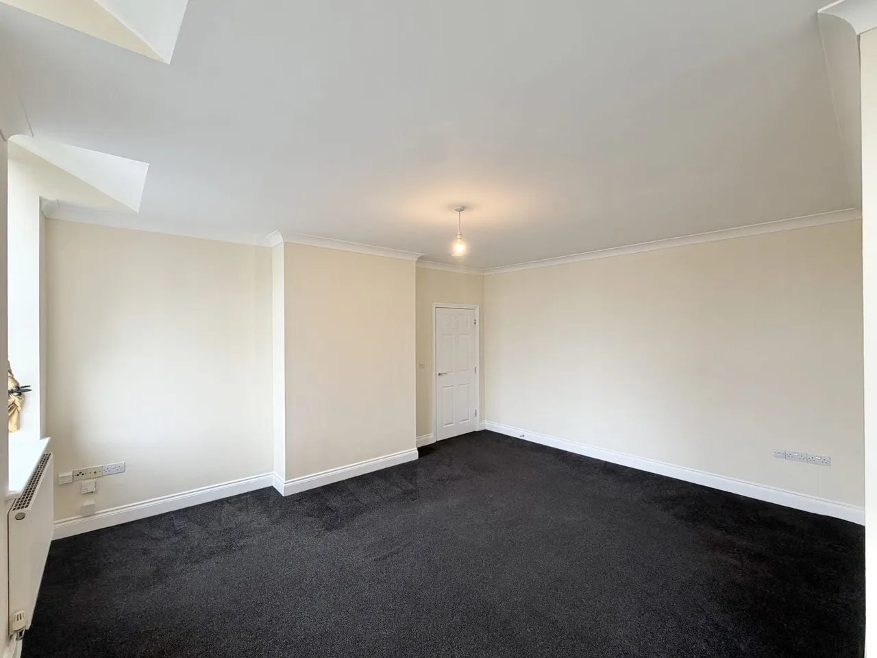 High Street, Rushden, NN10, photo 9