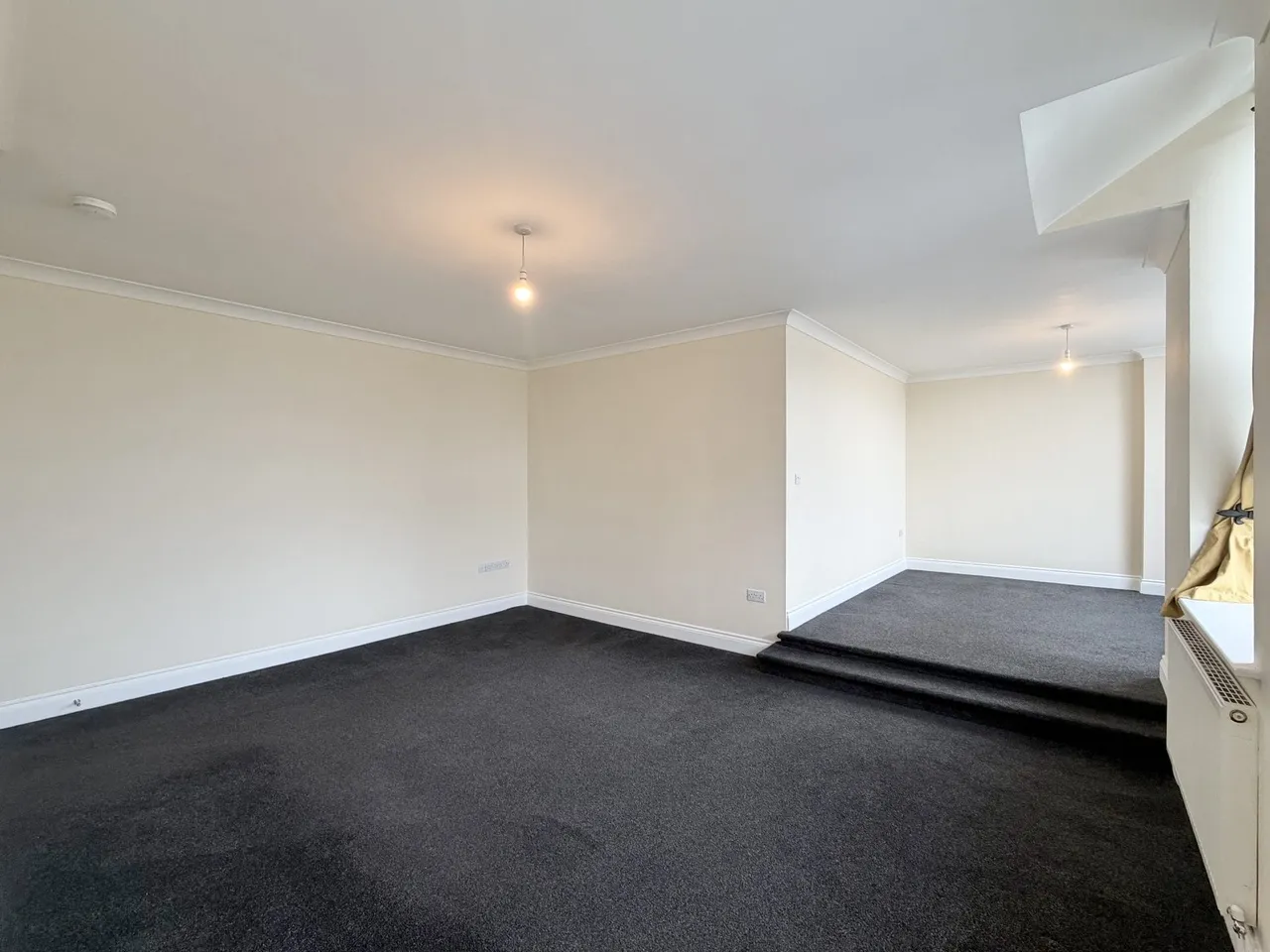 High Street, Rushden, NN10, photo 6