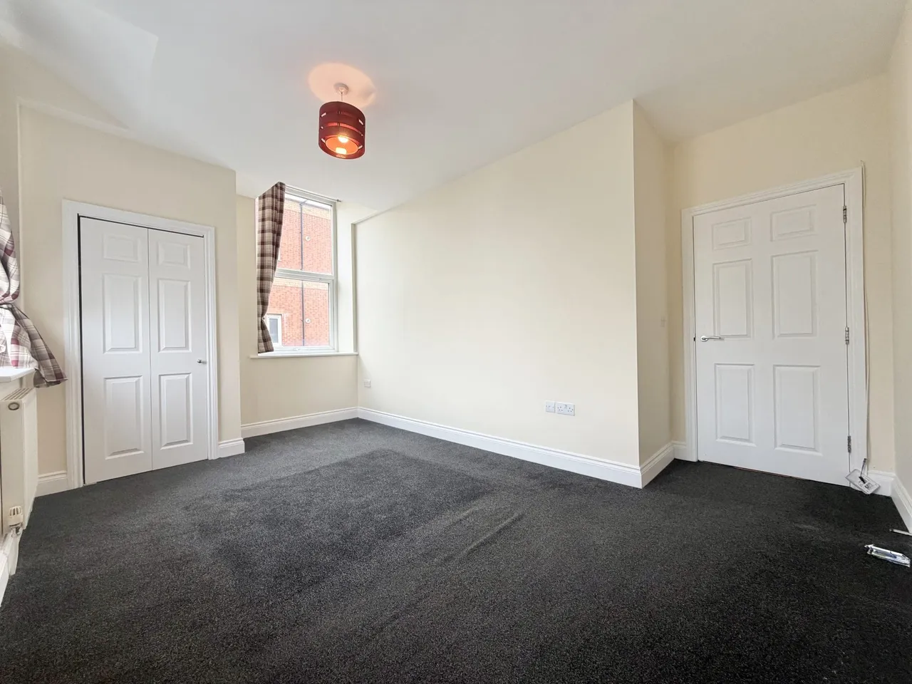 High Street, Rushden, NN10, photo 10