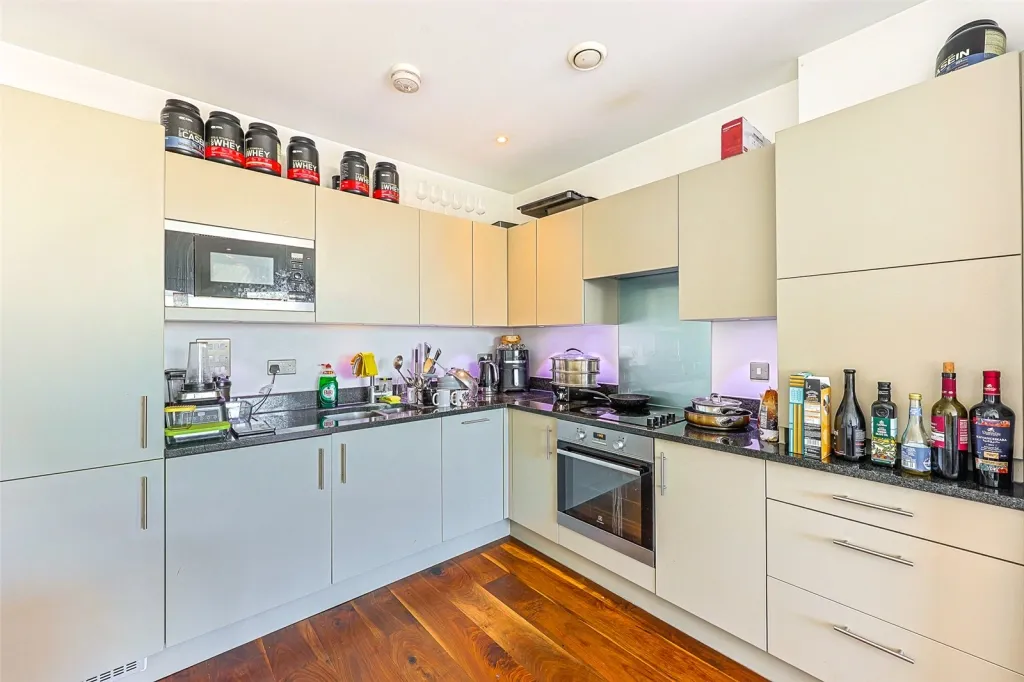 Heath Parade, Colindale, NW9, photo 3