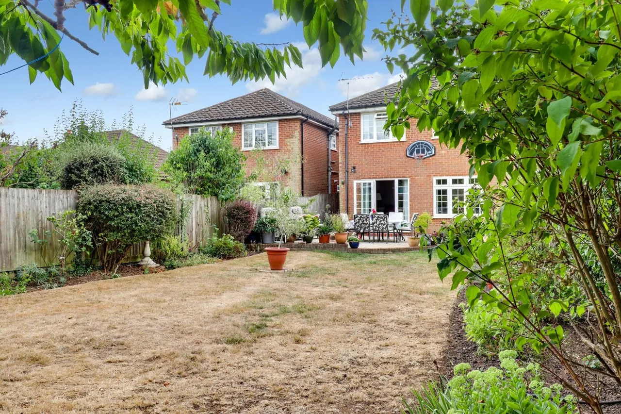 Sutherland Avenue, Biggin Hill, TN16, photo 23