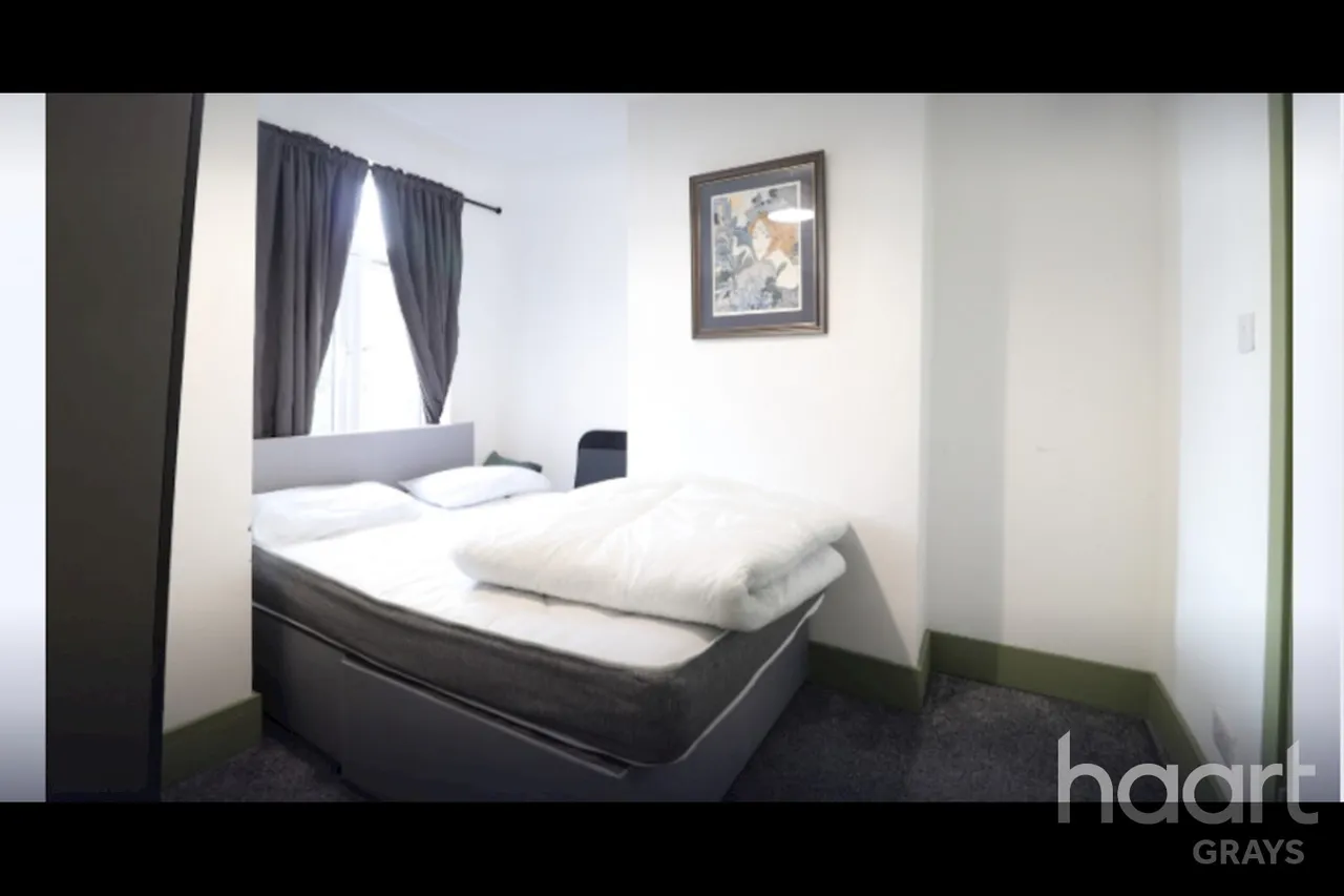 1 bed house to rent, Cement Block Cottages, RM17