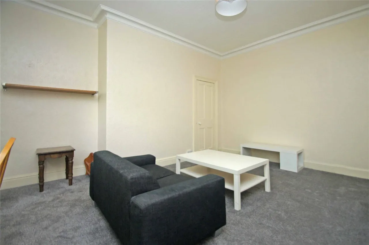 Moorland Road, Hyde Park, LS6, photo 39