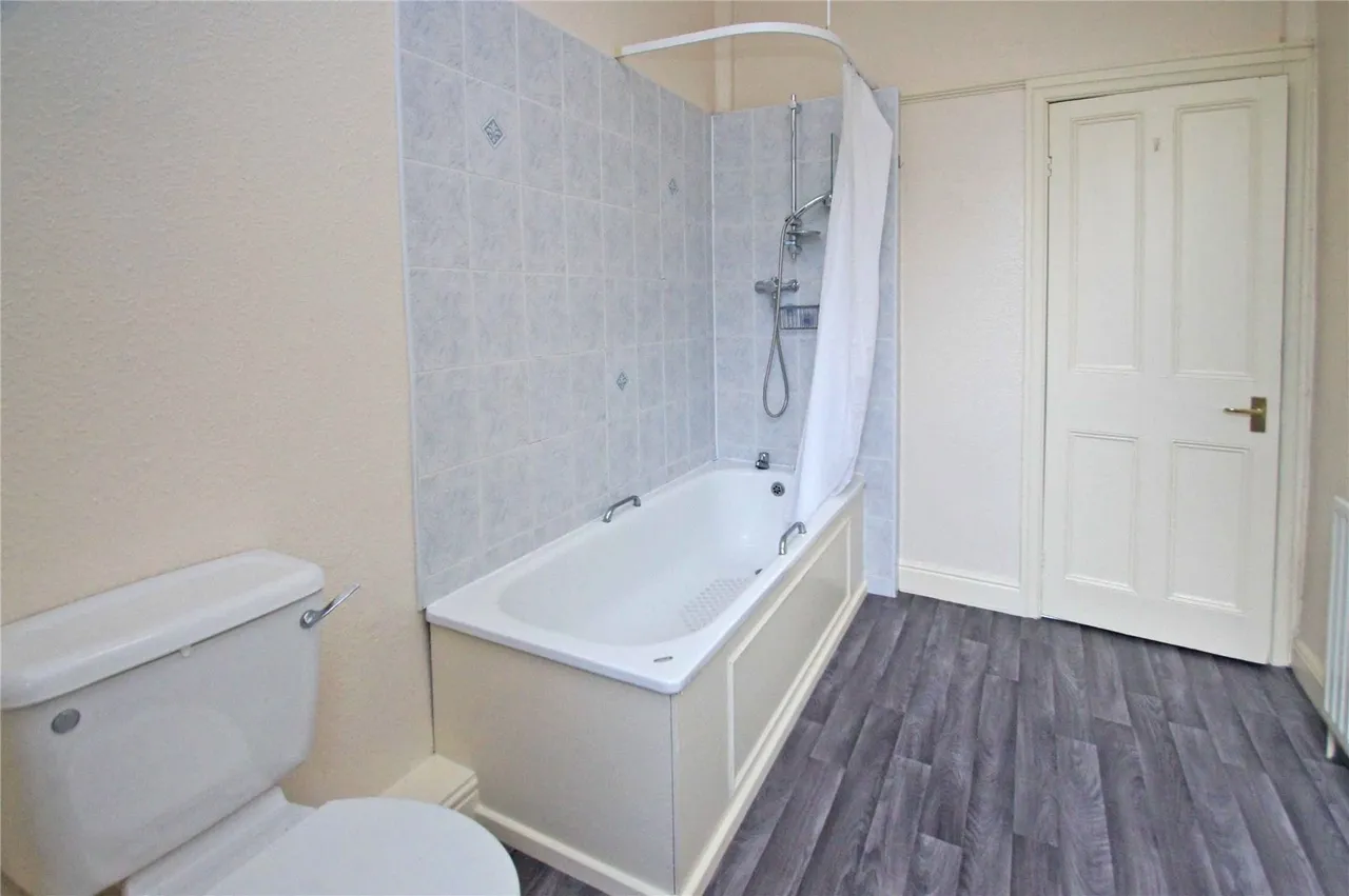Moorland Road, Hyde Park, LS6, photo 37