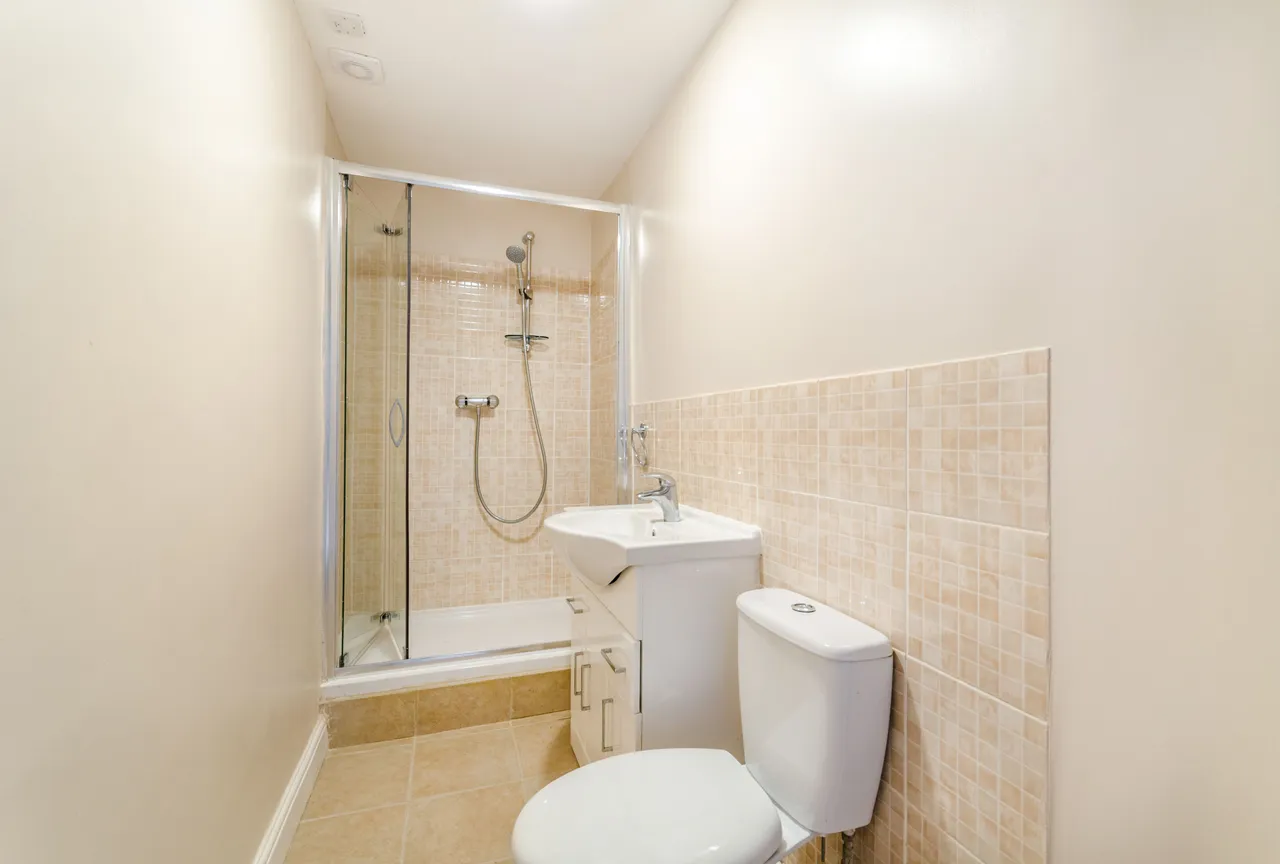 21a Laurel Grove, London, photo 6