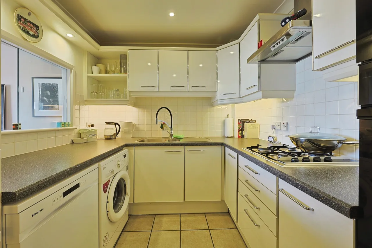 Chatfield Road, Battersea, SW11, photo 2