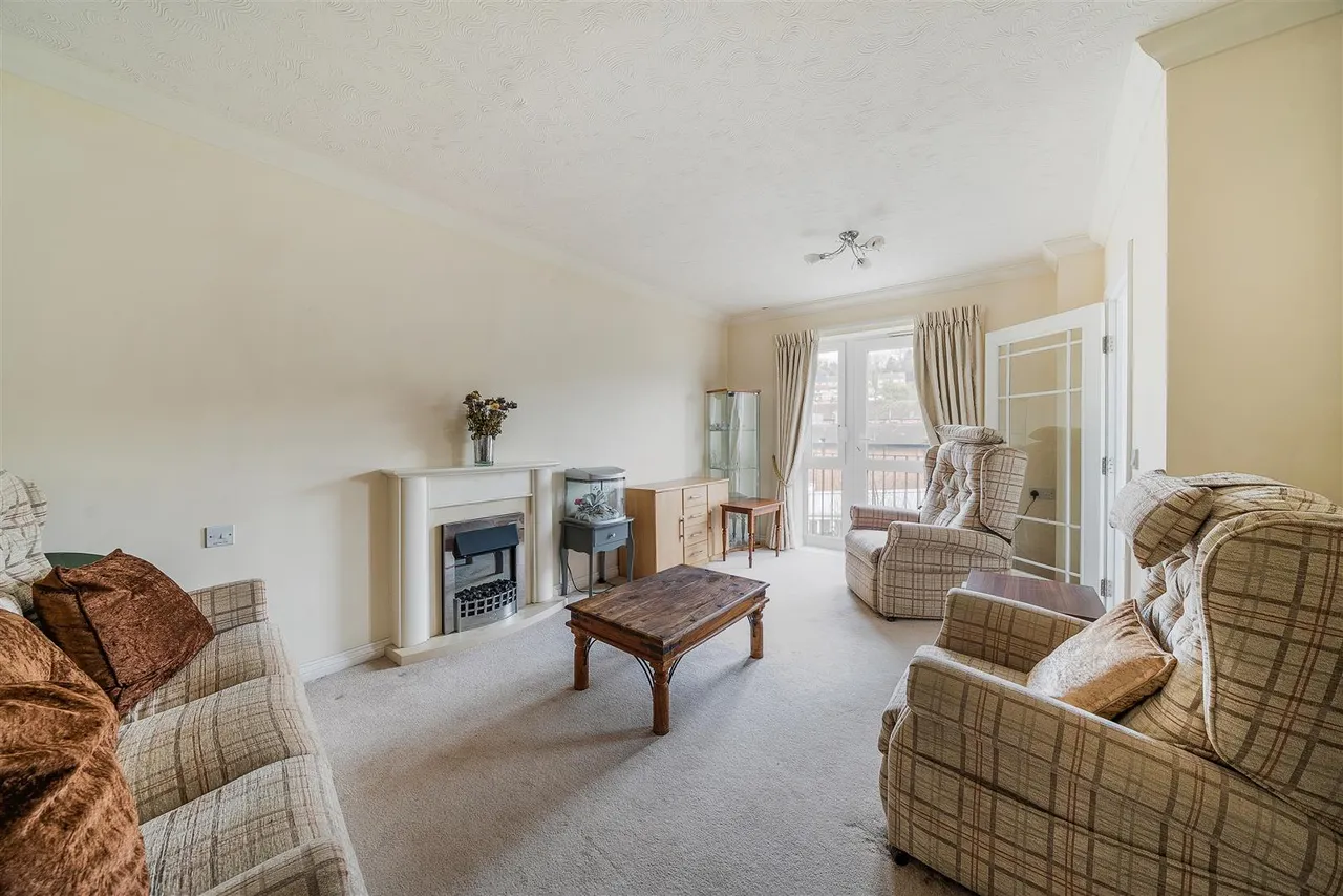 Stafford Road, Caterham, CR3, photo 4