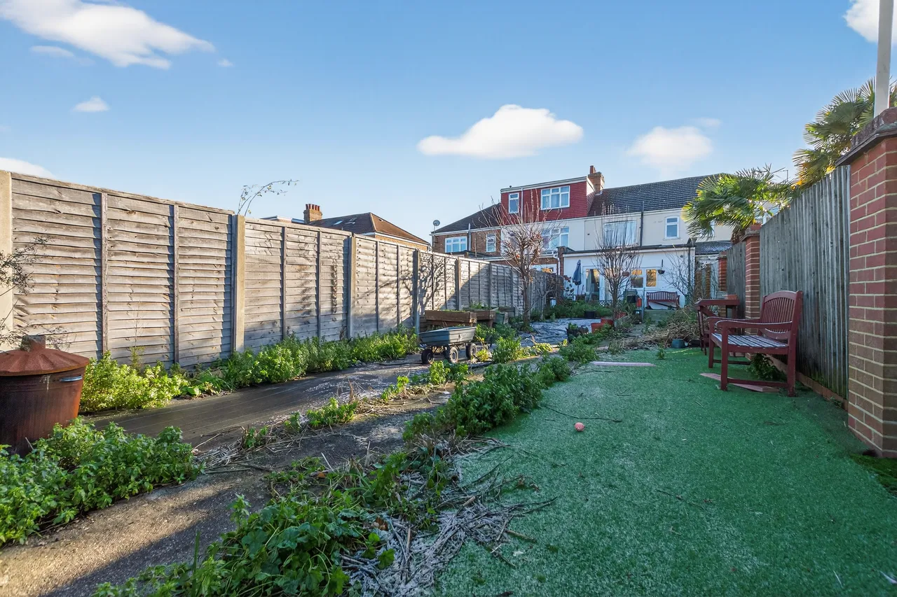 Bond Road, Mitcham, photo 4
