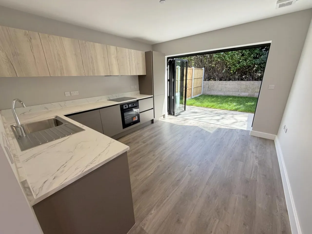 Brixey Road, BH12, photo 2