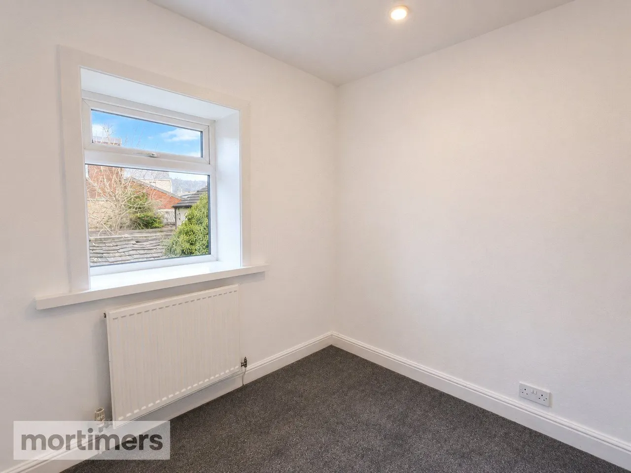 Whalley Road, Accrington, BB5, photo 7