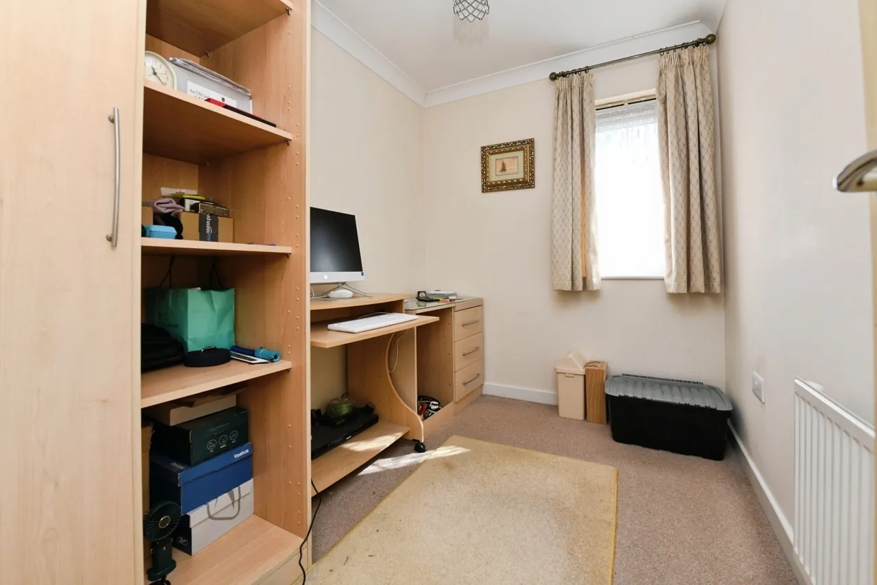 Havengore Close, Great Wakering, Southend-on-Sea, Essex, SS3, photo 13