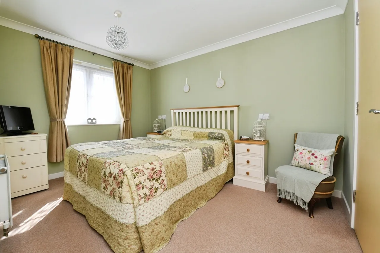 Havengore Close, Great Wakering, Southend-on-Sea, Essex, SS3, photo 8