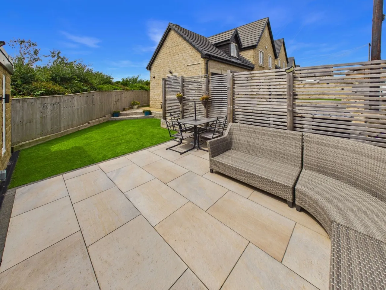 Moat Hill Farm Drive, Birstall, WF17, photo 41