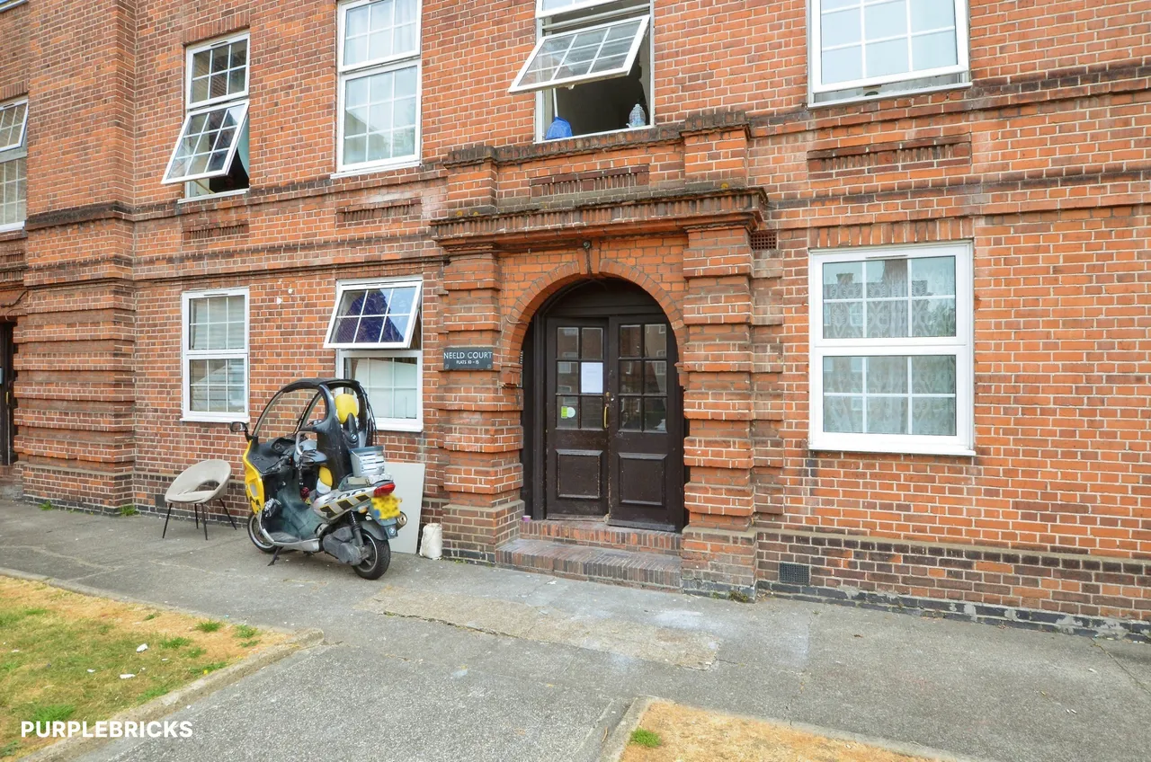 Neeld Crescent, London, HA9, photo 4