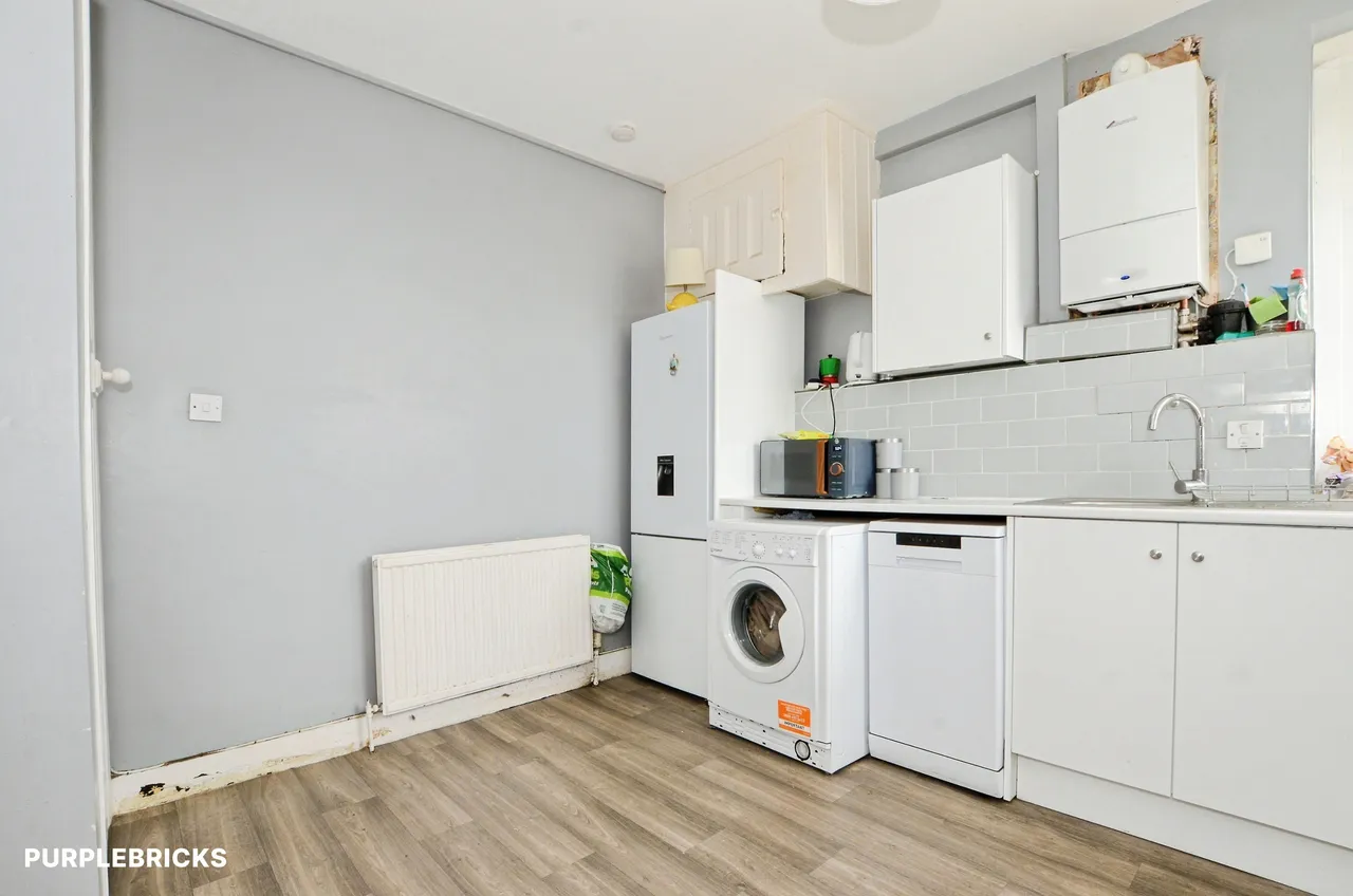 Neeld Crescent, London, HA9, photo 6