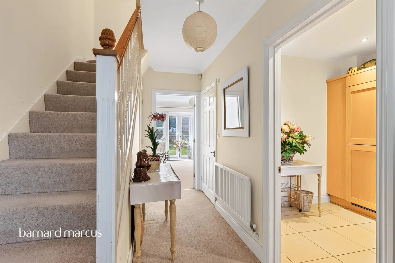 Broome Cottages, Dorking, photo 2